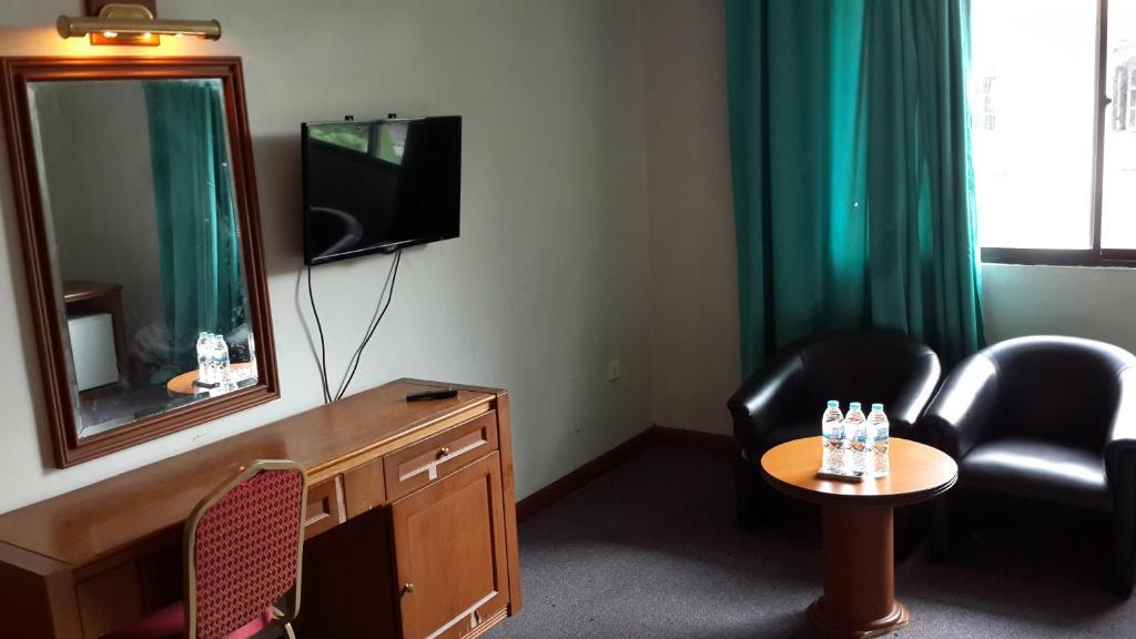 Marina Sentosa Hotel Batam นาโกยา ภายนอก รูปภาพ